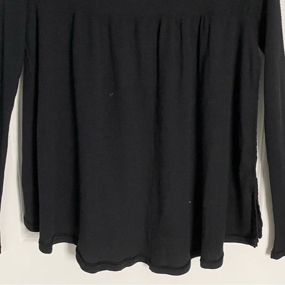Free People We the Free Kai Thermal Henley Top black 47118 - Picture 10 of 15